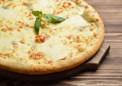 Пицца «4 сыра» 33 см Catering4you, агрегатор кейтеринг-услуг