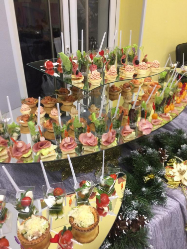 Фуршетное меню на 170 персон Catering4you, агрегатор кейтеринг-услуг